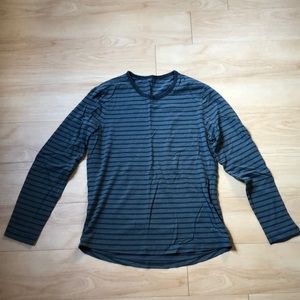 Lululemon 5 Year Basic Tee - Long Sleeve - Dark Green w/ Stripes -Sz M